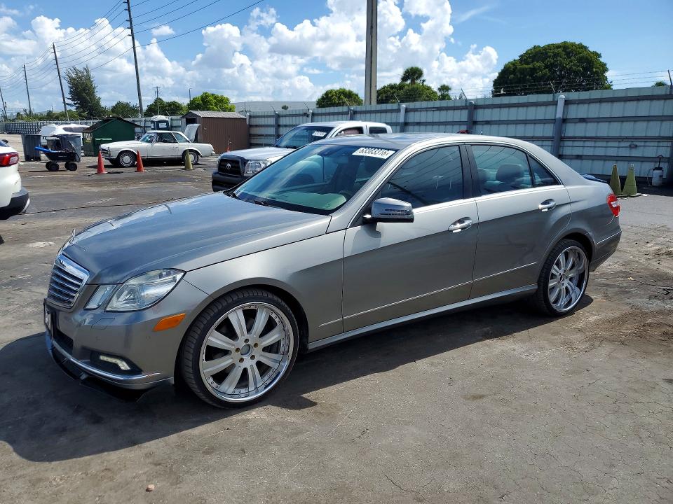 MERCEDES-BENZ E 2010 with VIN WDDHF8HBXAA233004 - Photo from auction