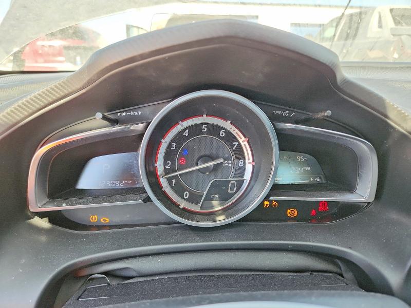 Photo 9 from auction – 2014 MAZDA 3 with VIN JM1BM1V3XE1187917
