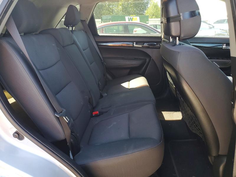 Photo 11 from auction – 2012 KIA SORENTO with VIN 5XYKT3A64CG192851