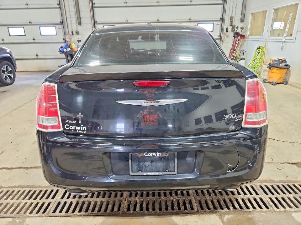 Photo 6 from auction – 2012 CHRYSLER 300 with VIN 2C3CCAJTXCH289718