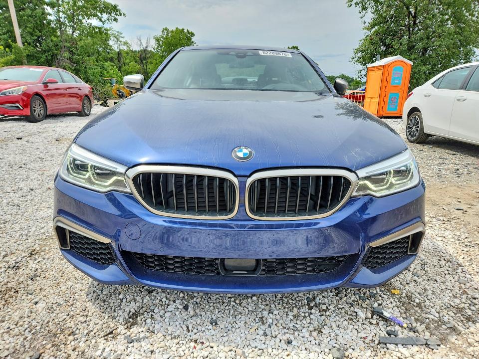 Photo 5 from auction – 2018 BMW M550XI with VIN WBAJB9C59JB049338