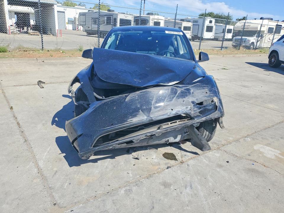 Photo 5 from auction – 2021 TESLA MODEL Y with VIN 5YJYGDEE6MF222611