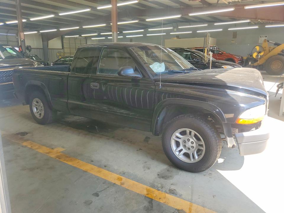 Photo 4 from auction – 2004 DODGE DAKOTA with VIN 1D7GL12K24S715209