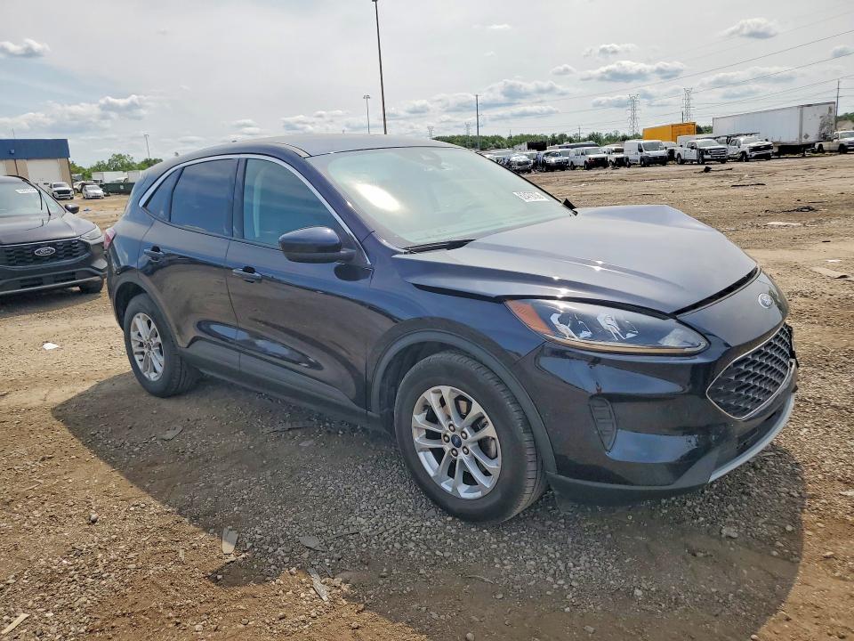 Photo 4 from auction – 2021 FORD ESCAPE with VIN 1FMCU0G63MUB24110