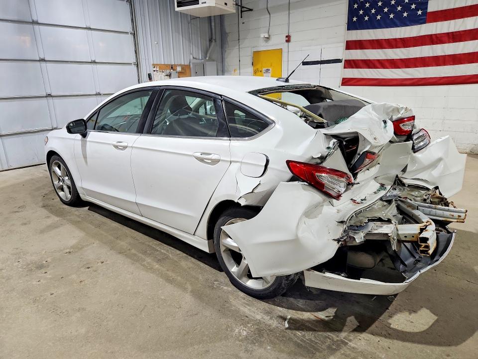 Фото 2 с аукциона – 2016 FORD FUSION с VIN 3FA6P0G7XGR327336
