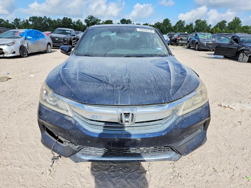 Photo 5 from auction – 2017 HONDA ACCORD with VIN 1HGCR2F62HA027699
