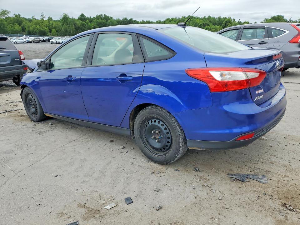 Photo 2 from auction – 2012 FORD FOCUS with VIN 1FAHP3F27CL426303