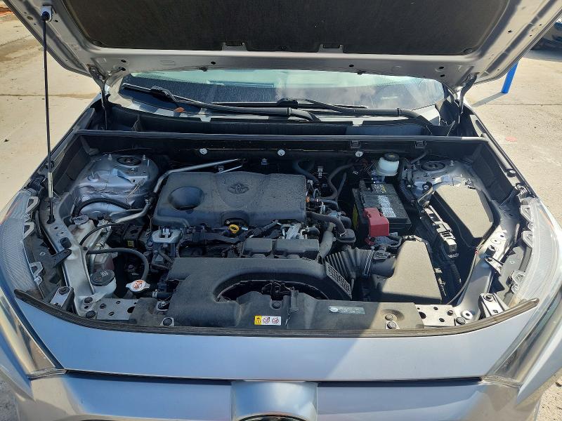 Photo 12 from auction – 2020 TOYOTA RAV4 with VIN JTMH1RFV5LD048890
