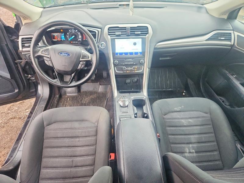 Photo 8 from auction – 2020 FORD FUSION with VIN 3FA6P0HD4LR145923