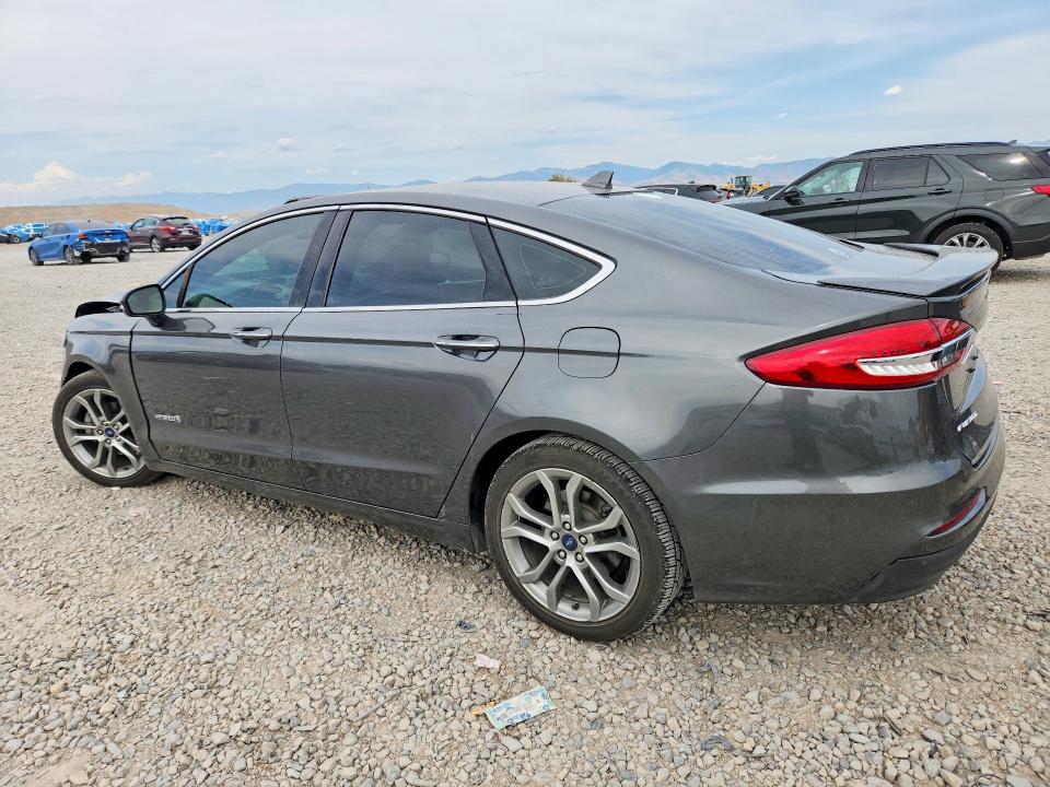Zdjęcie 2 z aukcji – 2019 FORD FUSION z VIN 3FA6P0RU2KR106471