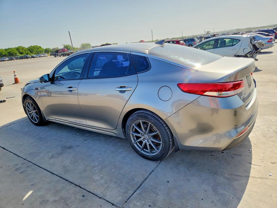 Photo 2 from auction – 2018 KIA OPTIMA with VIN 5XXGU4L33JG187217