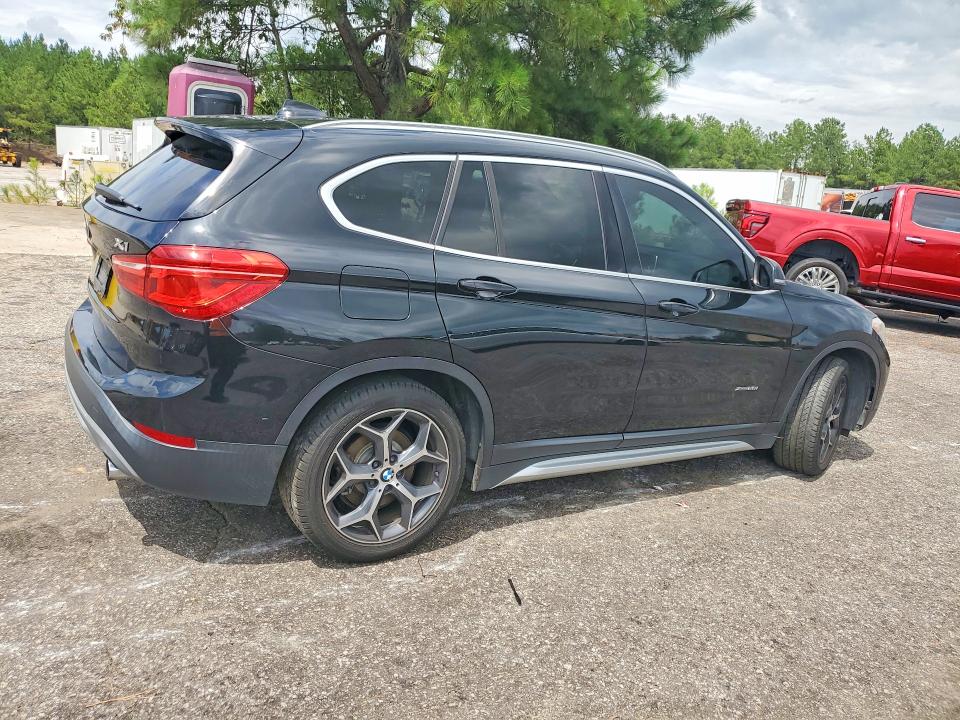 Zdjęcie 3 z aukcji – 2016 BMW X1 z VIN WBXHT3Z31G4A48138