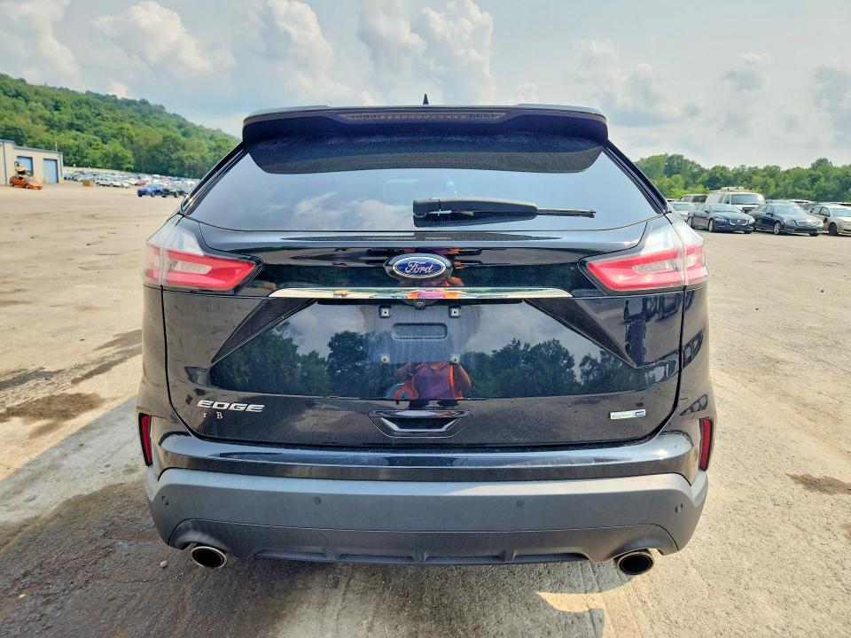 Photo 6 from auction – 2020 FORD EDGE with VIN 2FMPK4G9XLBB00027