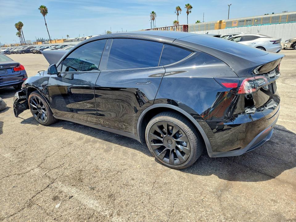 Photo 2 from auction – 2023 TESLA MODEL Y with VIN 7SAYGDEE5PA182008