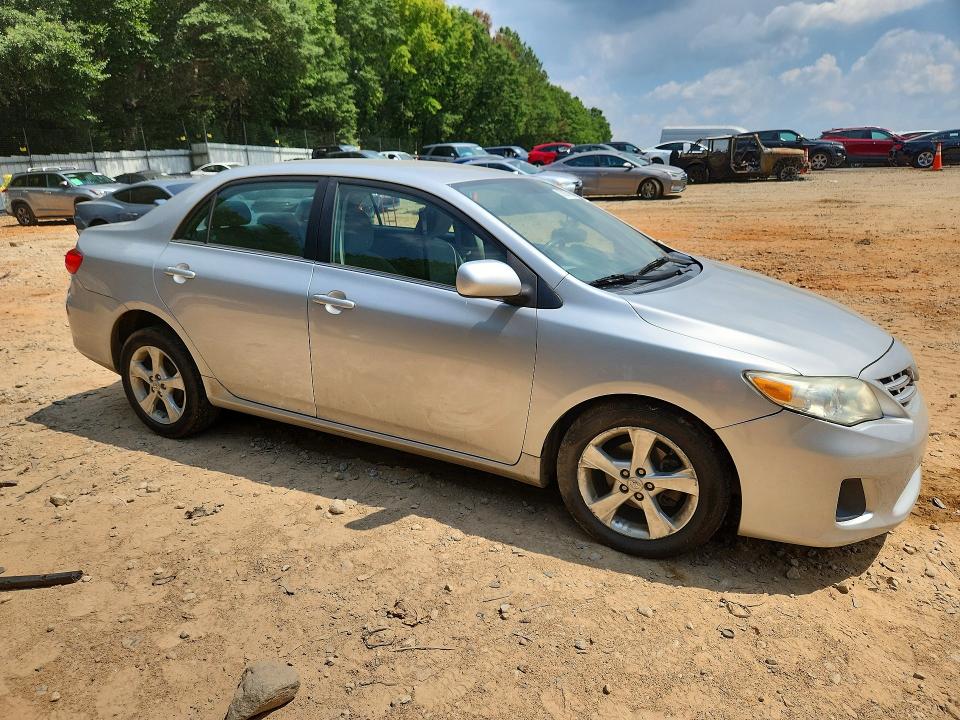 Photo 4 from auction – 2013 TOYOTA COROLLA with VIN 5YFBU4EE5DP159388