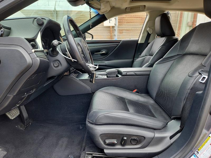 Photo 7 from auction – 2021 LEXUS ES 250 with VIN 58AD11D14MU001694