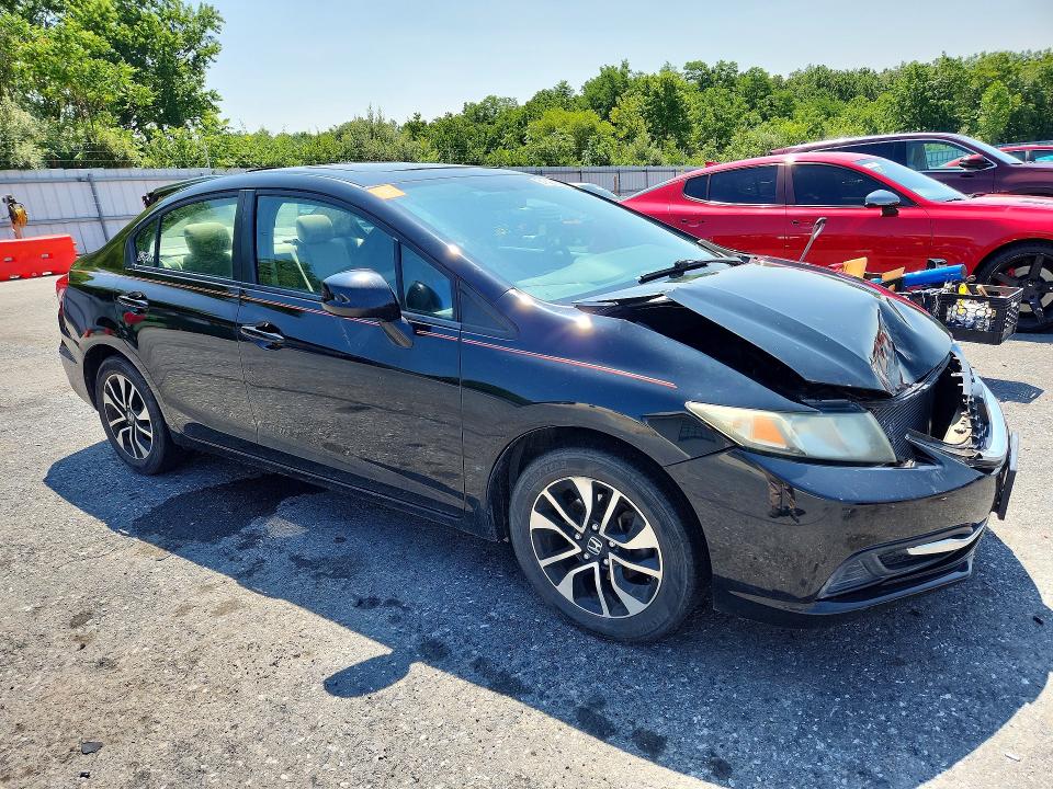 Photo 4 from auction – 2013 HONDA CIVIC with VIN 2HGFB2F82DH537033