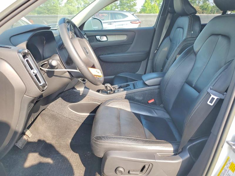 Photo 7 from auction – 2023 VOLVO XC40 with VIN YV4L12UK0P2951022