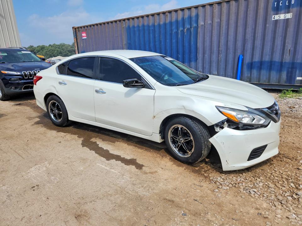 Photo 4 from auction – 2016 NISSAN ALTIMA with VIN 1N4AL3AP8GC259827