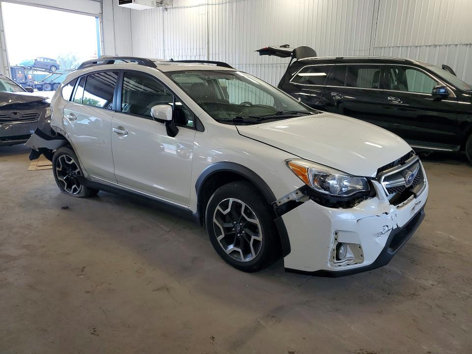Photo 4 from auction – 2016 SUBARU CROSSTREK with VIN JF2GPANC1G8264876