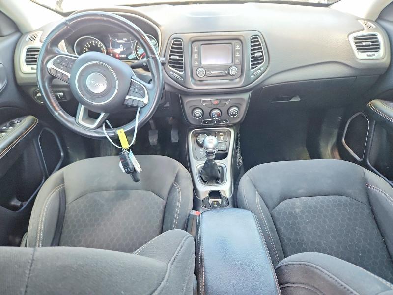 Photo 8 from auction – 2017 JEEP COMPASS with VIN 3C4NJDAB9HT647277