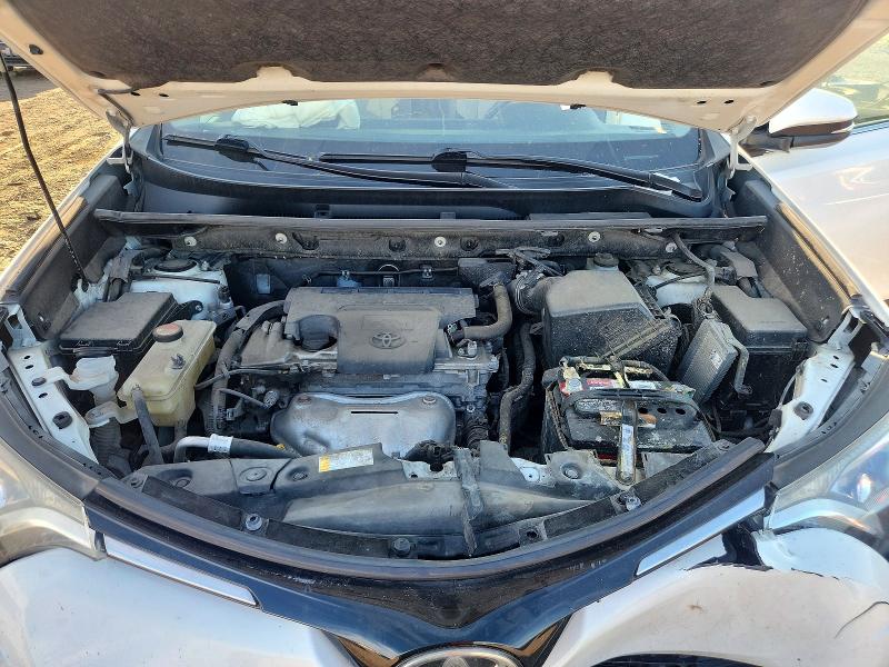 Photo 12 from auction – 2016 TOYOTA RAV4 with VIN JTMRFREV1GJ066737