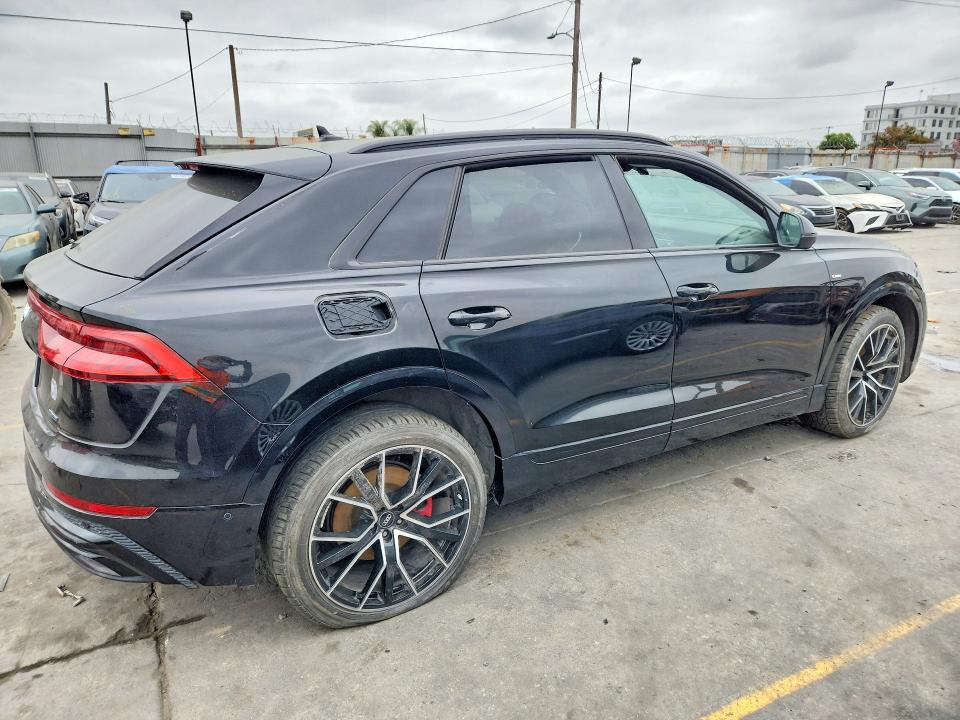 Photo 3 from auction – 2020 AUDI Q8 with VIN WA1EVAF18LD006634