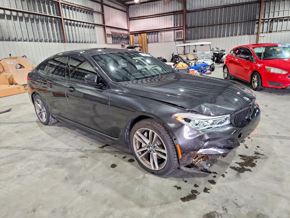 Photo 4 from auction – 2019 BMW 640 with VIN WBAJV6C54KBK08385