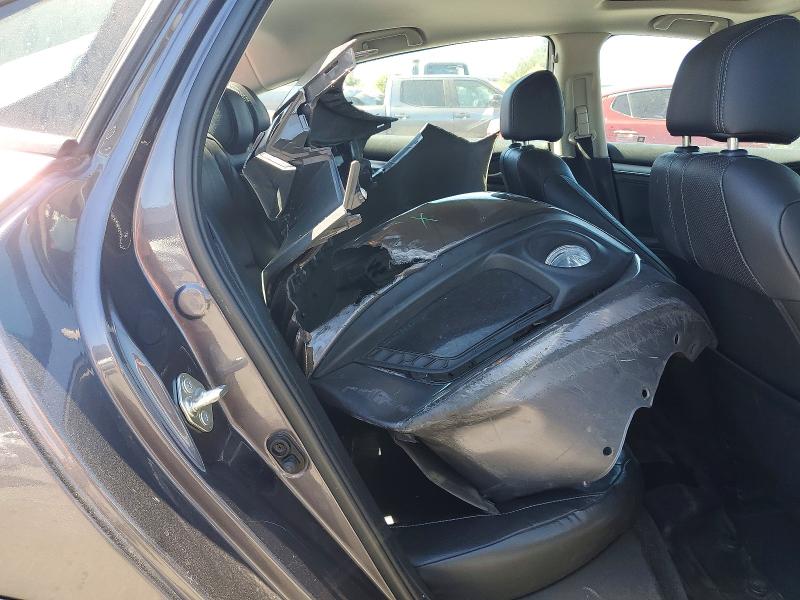 Photo 10 from auction – 2016 HONDA CIVIC with VIN 19XFC1F93GE222031