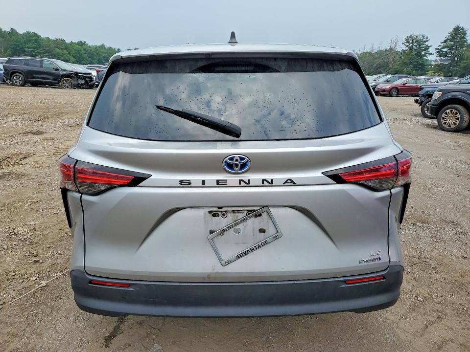 Zdjęcie 6 z aukcji – 2021 TOYOTA SIENNA z VIN 5TDKRKEC7MS039006