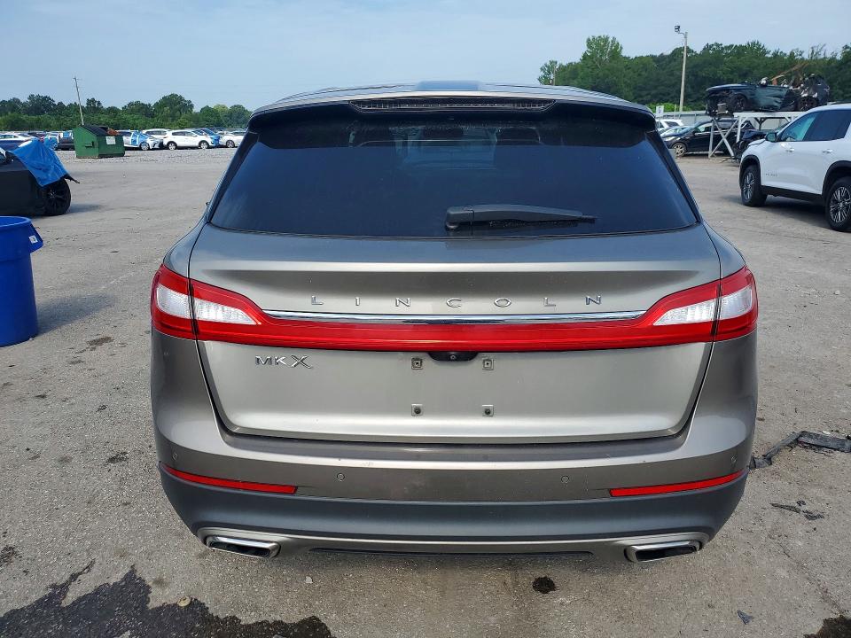 Photo 6 from auction – 2016 LINCOLN MKX with VIN 2LMPJ6LR0GBL71404