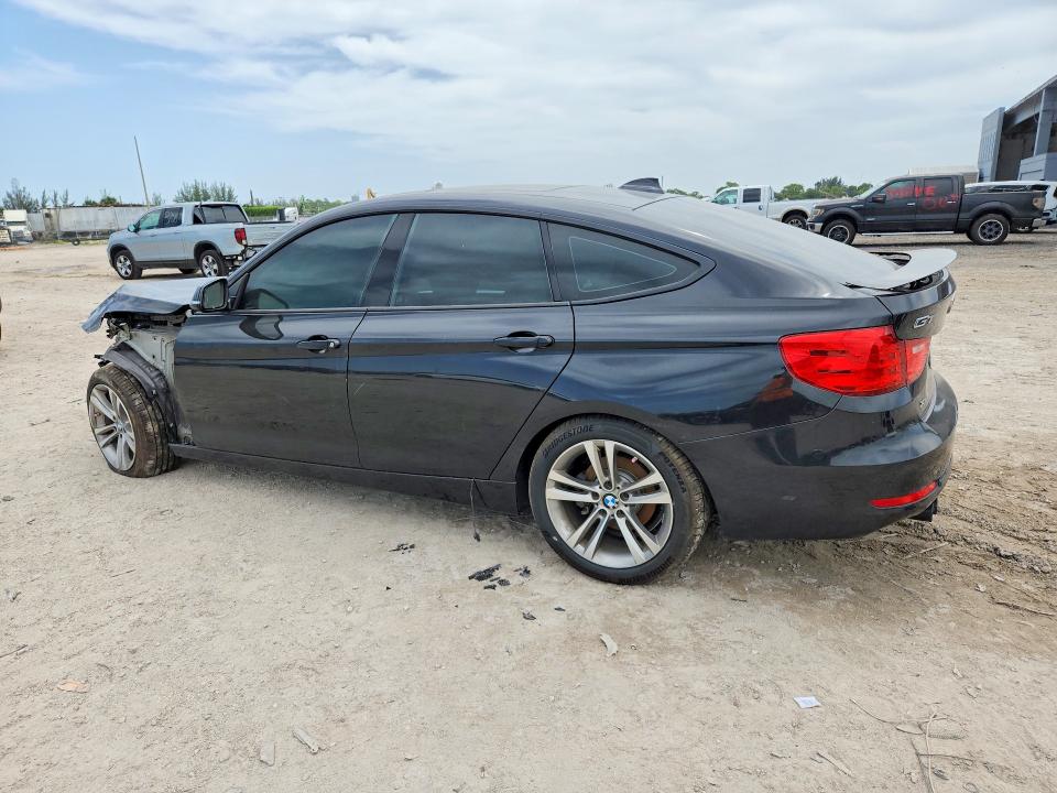 Photo 2 from auction – 2016 BMW 328 with VIN WBA8Z5C5XGG500274