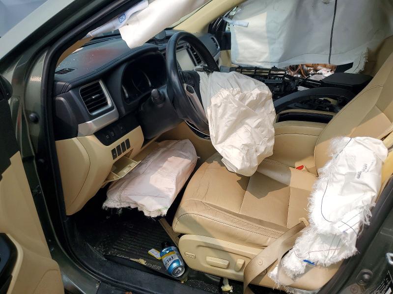 صورة رقم 7 من المزاد - 2018 TOYOTA HIGHLANDER مع VIN 5TDJZRFH1JS910511