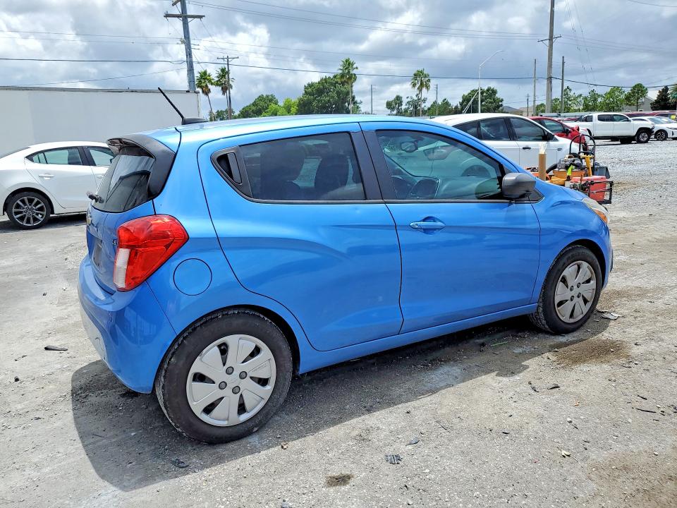 Photo 3 from auction – 2016 CHEVROLET SPARK with VIN KL8CB6SA5GC628797