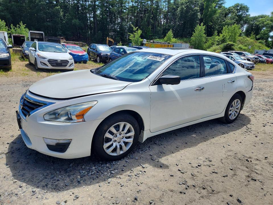NISSAN ALTIMA 2015 con VIN 1N4AL3AP2FC126124 - Foto de la subasta