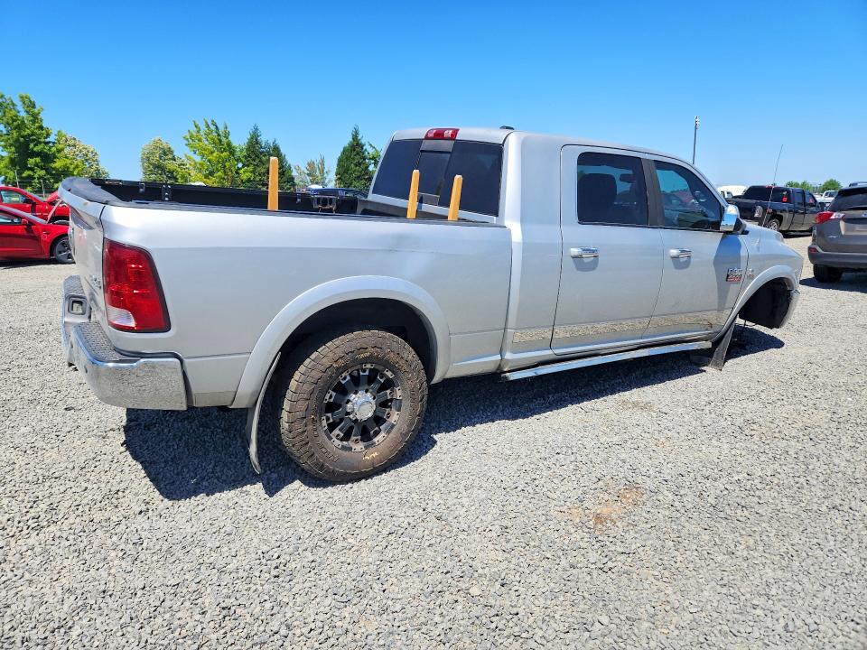 Photo 3 from auction – 2011 DODGE RAM 3500 with VIN 3D73Y3HL8BG635722
