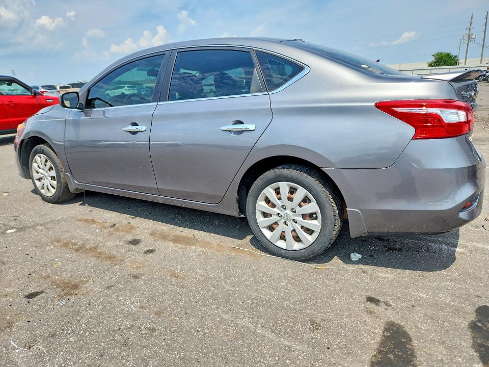 Photo 2 from auction – 2016 NISSAN SENTRA with VIN 3N1AB7AP3GY229262