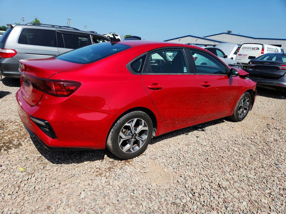 Photo 3 from auction – 2020 KIA FORTE with VIN 3KPF24AD4LE221500
