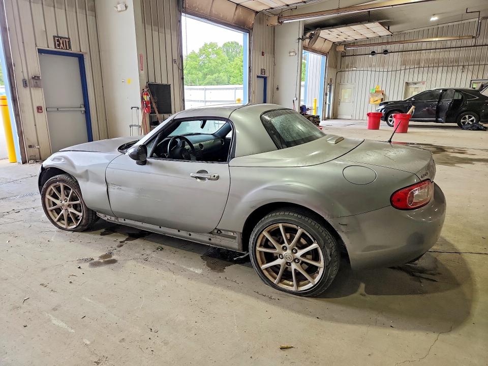 Photo 2 from auction – 2011 MAZDA MX-5 MIATA with VIN JM1NC2PF9B0218430