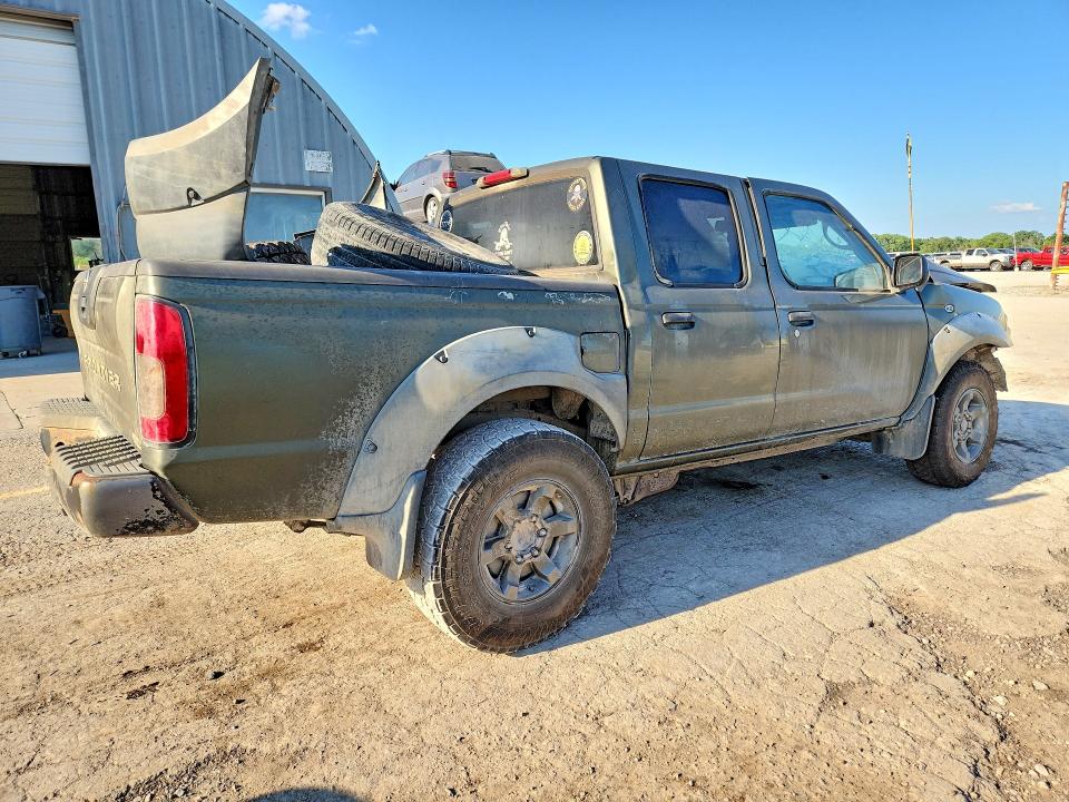 Photo 3 from auction – 2003 NISSAN FRONTIER with VIN 1N6ED27T83C436827
