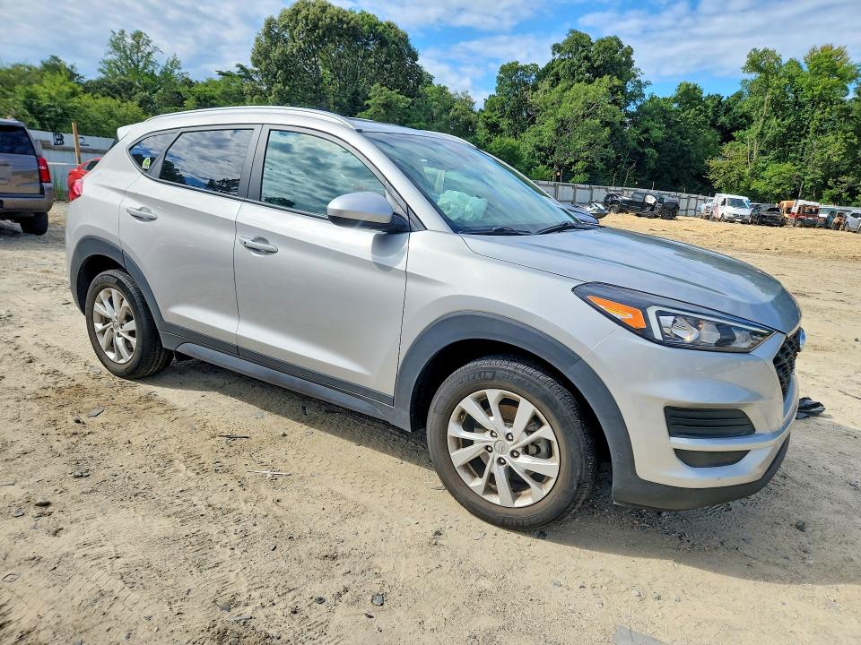 Photo 4 from auction – 2021 HYUNDAI TUCSON with VIN KM8J3CA47MU367647