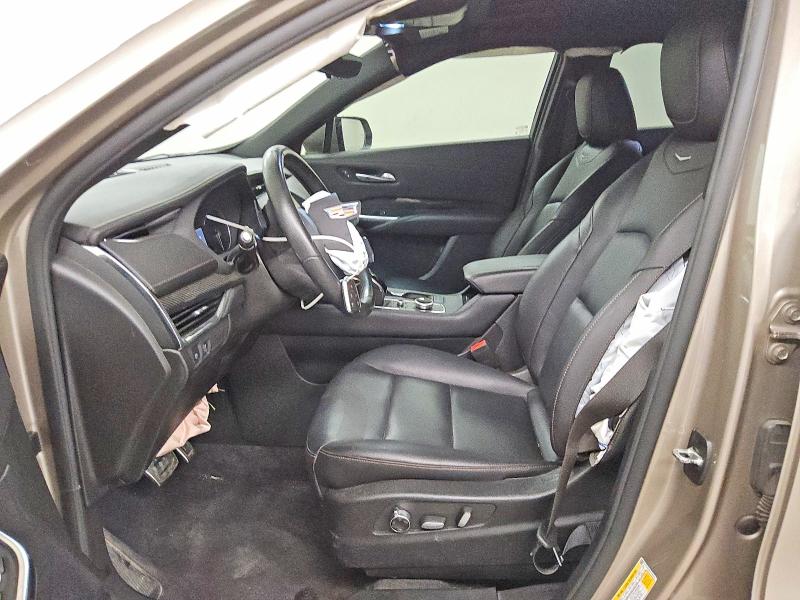 Фото 7 с аукциона – 2023 CADILLAC XT4 с VIN 1GYFZER48PF109598