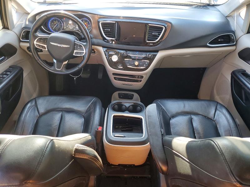 Photo 8 from auction – 2017 CHRYSLER PACIFICA with VIN 2C4RC1EG0HR721530