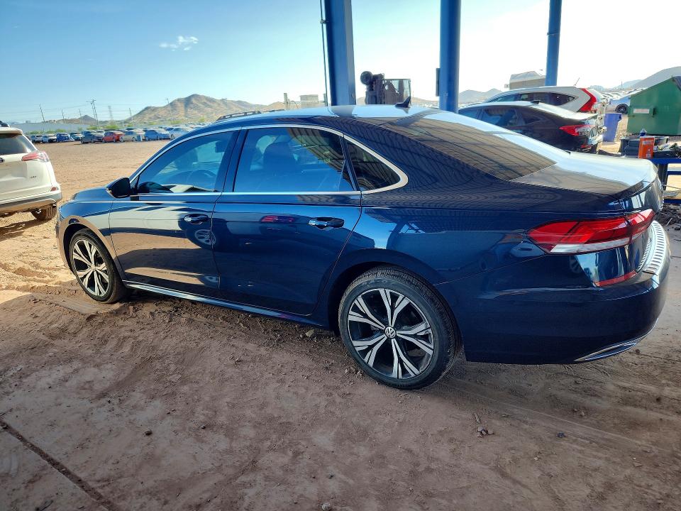 Photo 2 from auction – 2022 VOLKSWAGEN PASSAT with VIN 1VWSA7A37NC005772