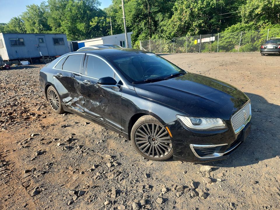 Photo 4 from auction – 2017 LINCOLN MKZ with VIN 3LN6L5DC6HR625352