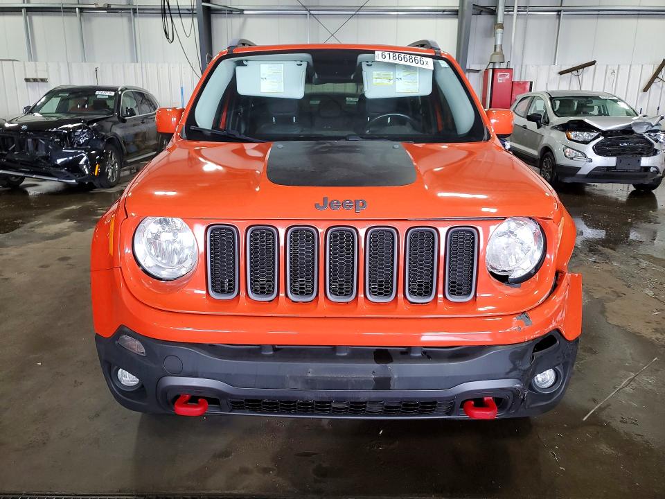 Photo 5 from auction – 2015 JEEP RENEGADE with VIN ZACCJBCT0FPB75539