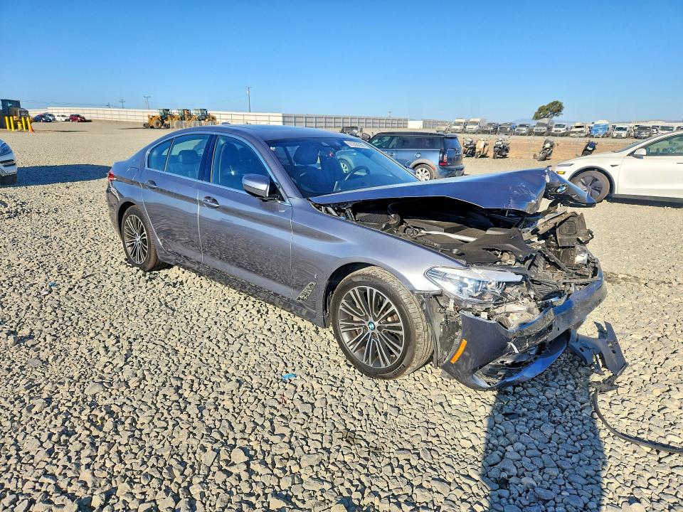 Photo 4 from auction – 2019 BMW 530E with VIN WBAJA9C54KB391963