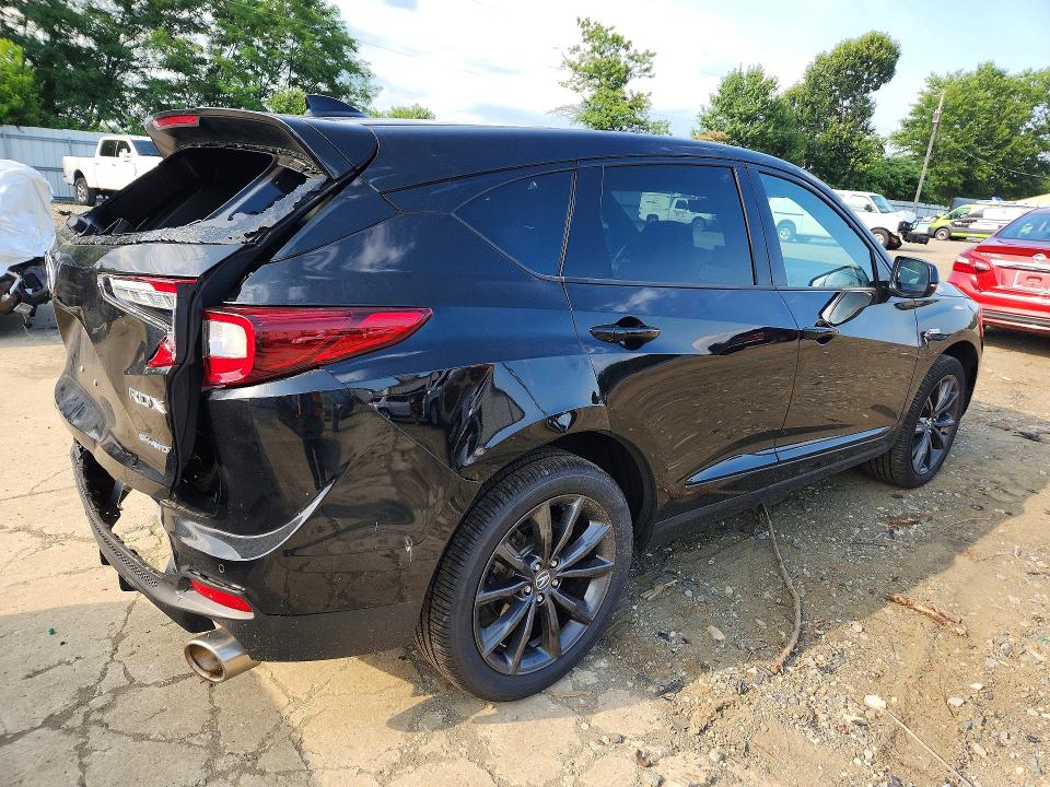 Photo 3 from auction – 2025 ACURA RDX with VIN 5J8TC2H64SL006914