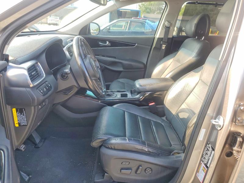 Photo 7 from auction – 2016 KIA SORENTO with VIN 5XYPK4A5XGG084035