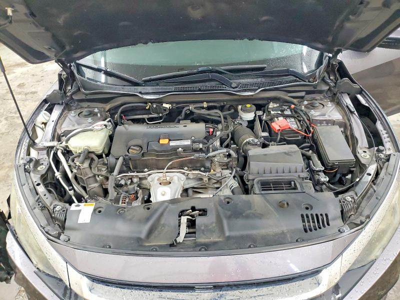 Photo 11 from auction – 2018 HONDA CIVIC with VIN 19XFC2F57JE002076